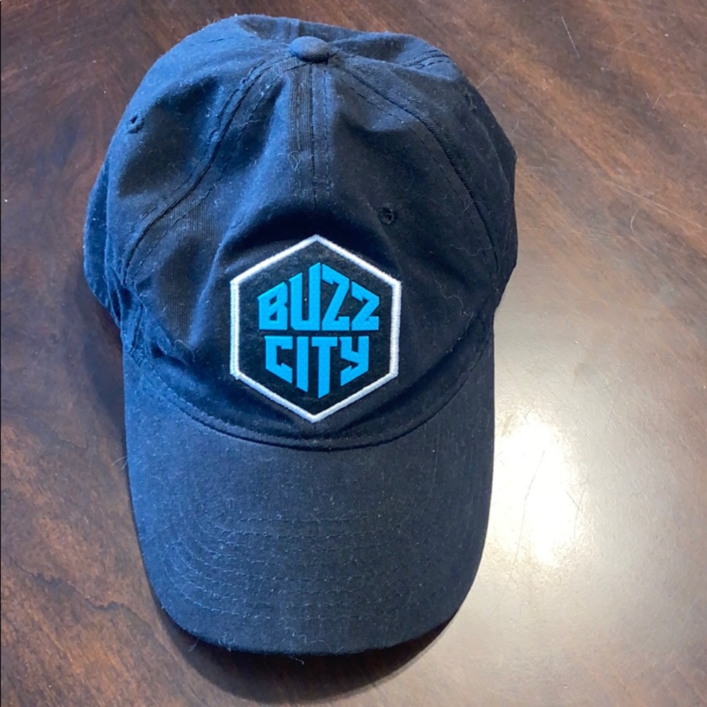 Buzz city hat